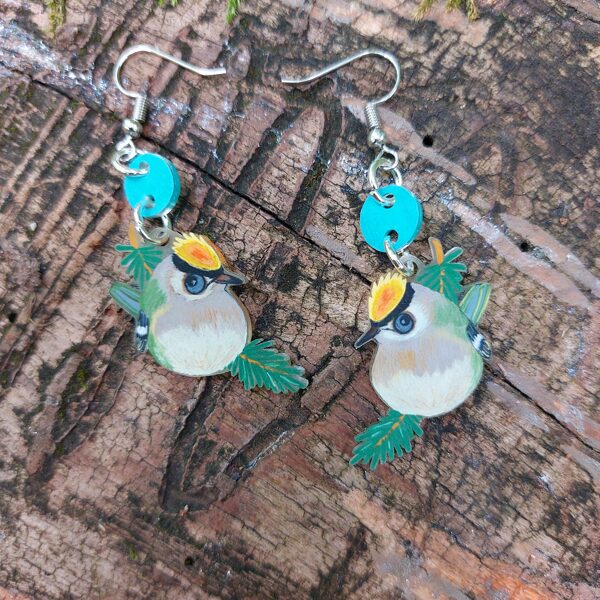 boucle d'oreilles S - roitelet - plastique dingue et crayons - 2025 (vendu)