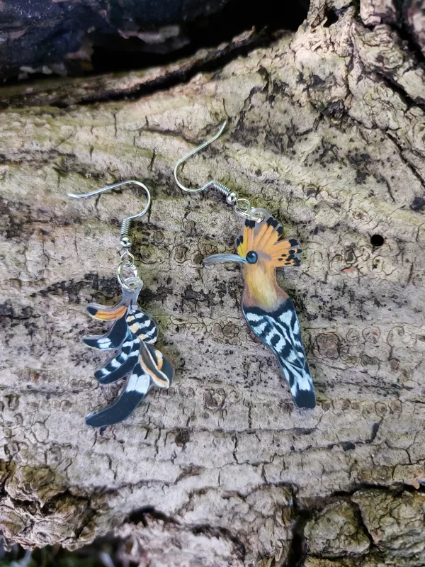 boucle d'oreilles M - huppe fasciée et plumes - plastique dingue et crayons - 2025 (vendu)